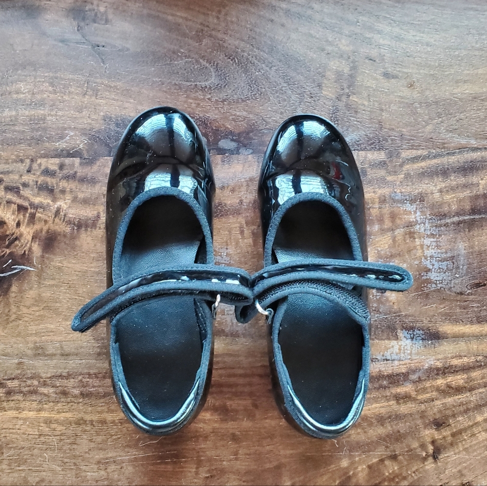 Girls' Black Tap Shoes